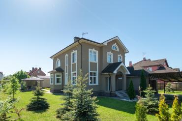 Дом, Две Поляны к/п (Птичное), 310 кв.м
