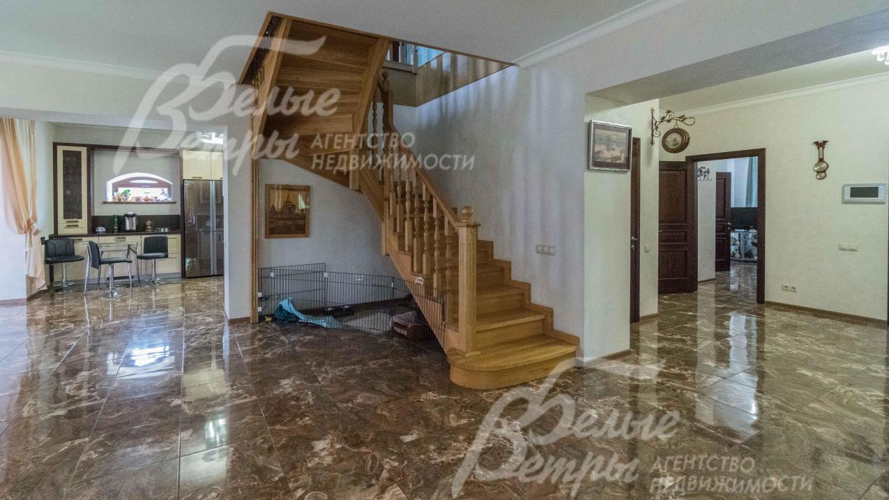 Лестница дубовая