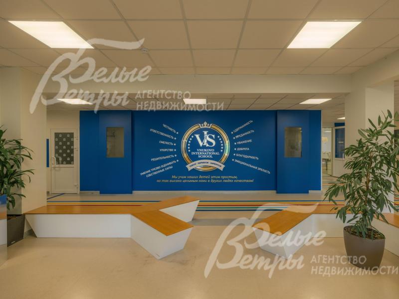 Школа и детский сад на территории клубного ЖК