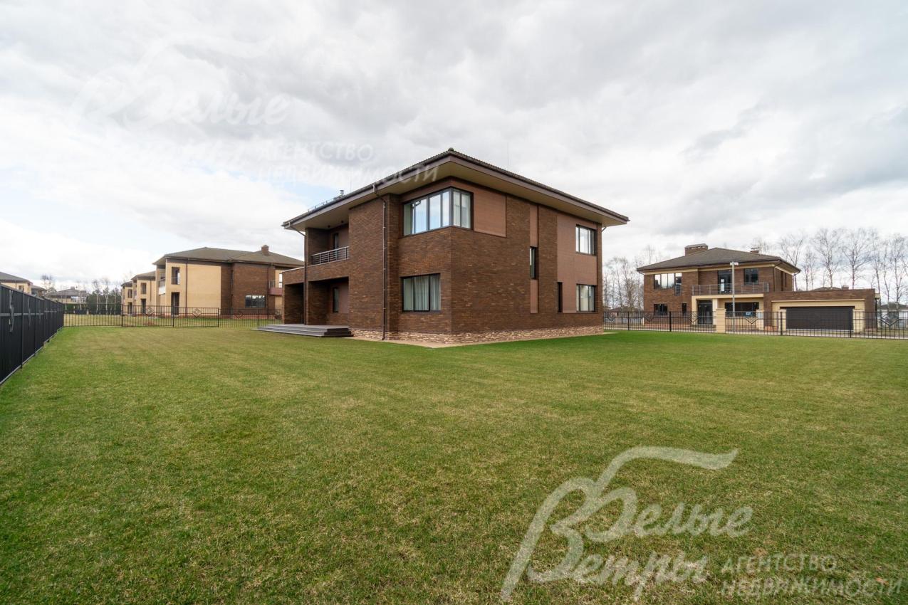 Ровный участок 12 соток с газоном