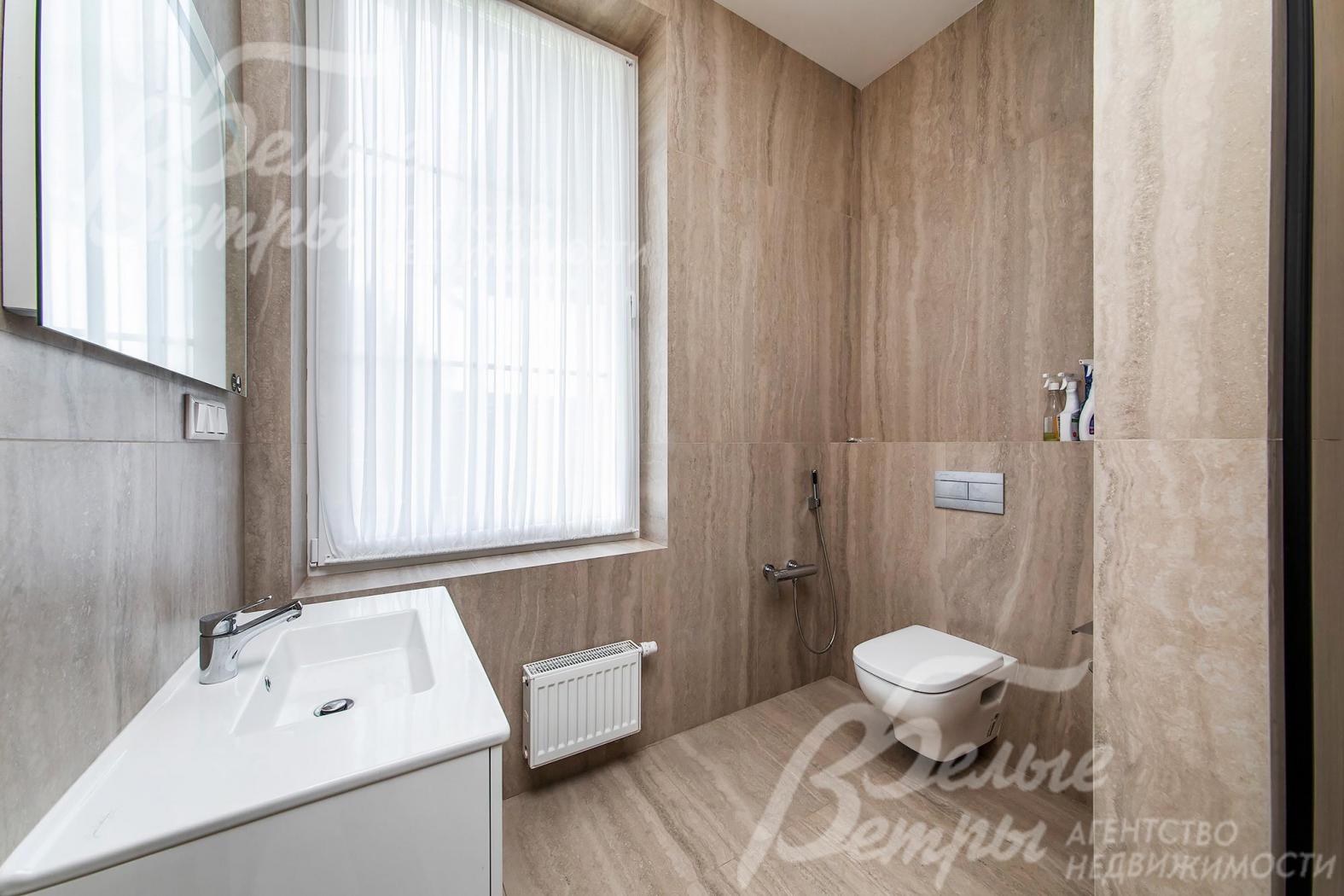 Установлена сантехника Jacob Delafon(Франция)