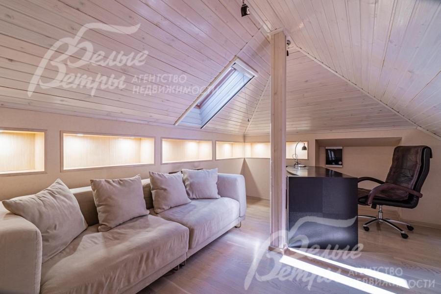 Кабинет на мансарде