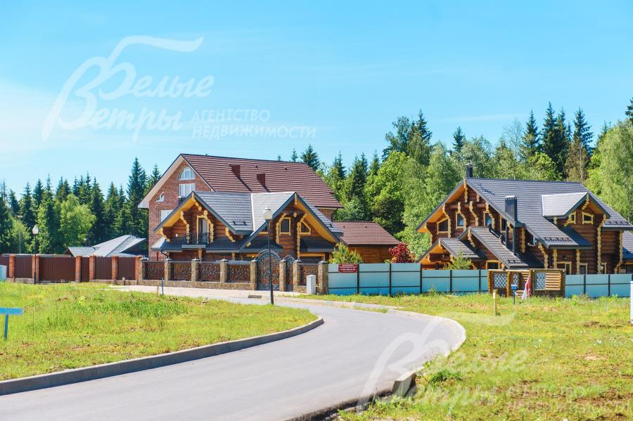 Улицы обжитого поселка Цветочный