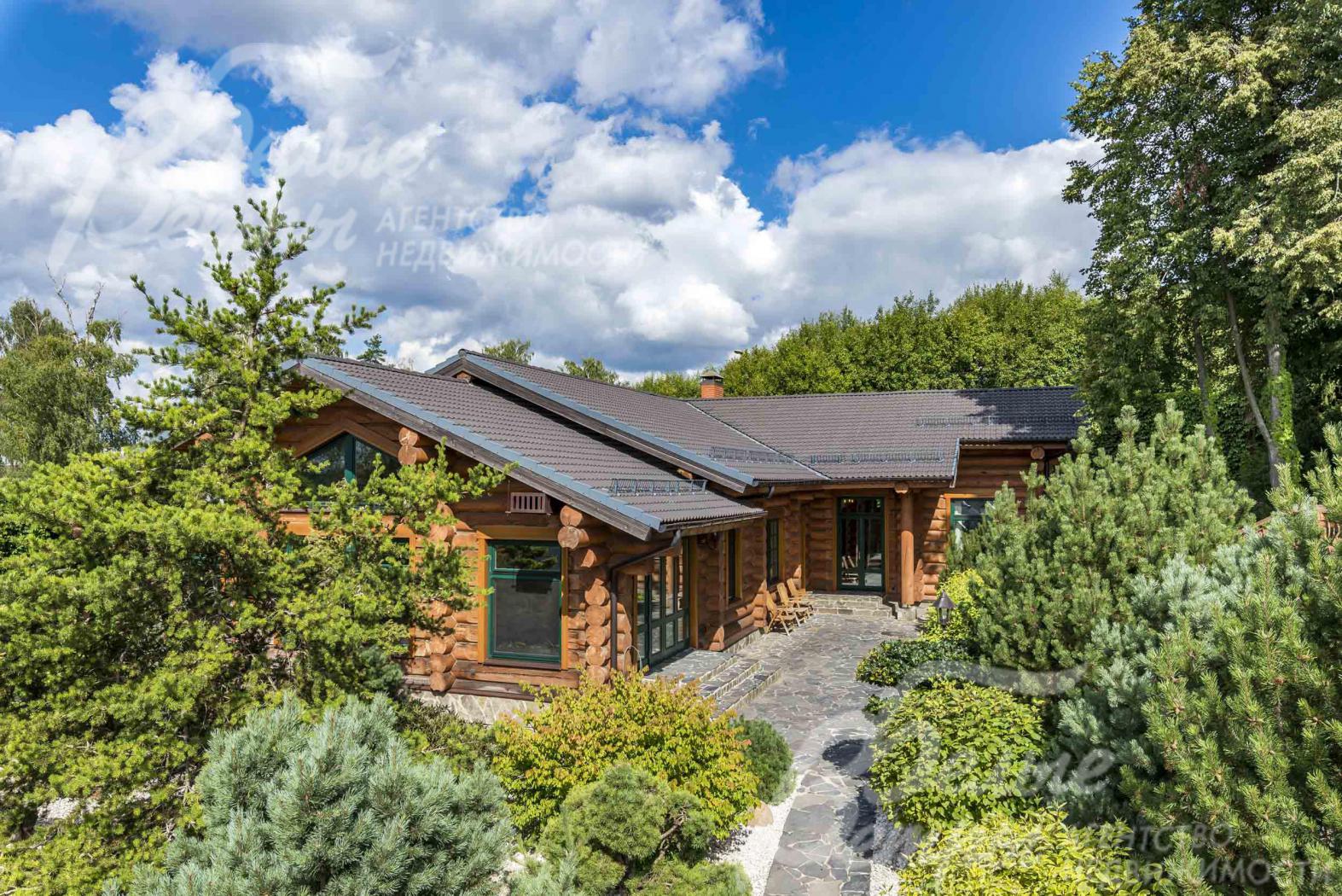 СПА дом с бассейном, баней, хамам, каминным залом и др.