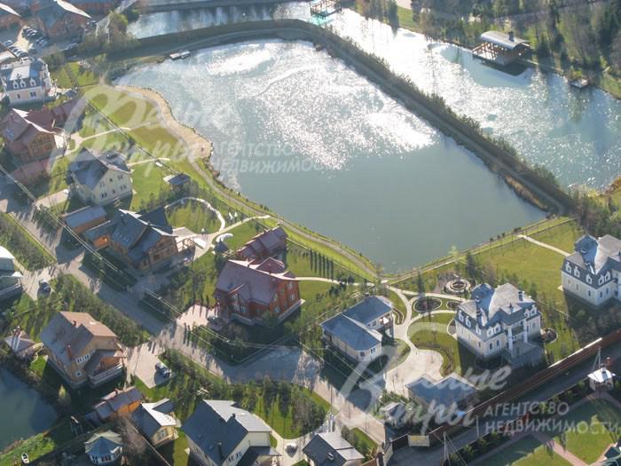 Вид на поселок