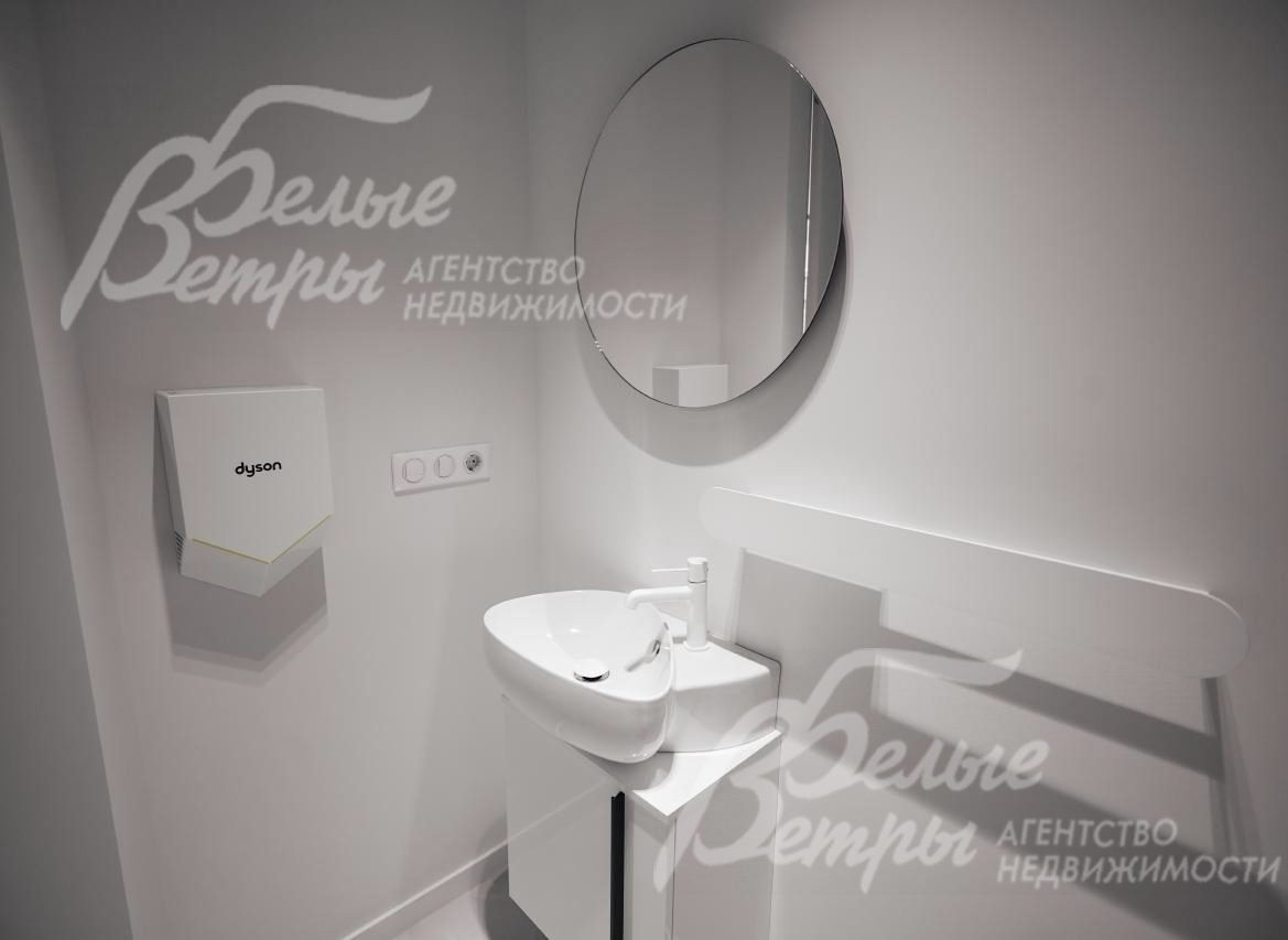 Гостевой санузел на первом этаже