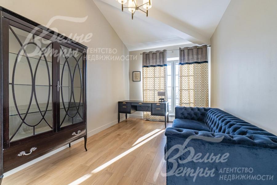 Кабинет на 2-м этаже