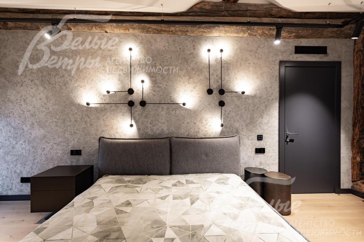 Трековое освещение в спальне