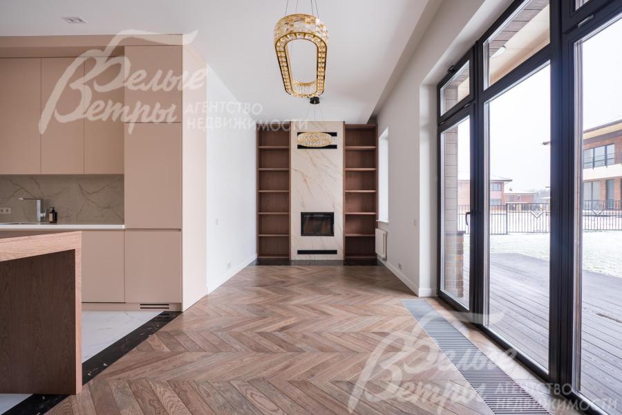 Каминная зона с выходом на террасу