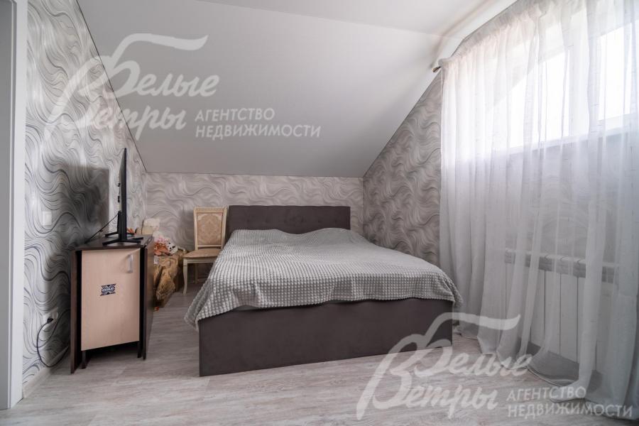 Спальня в гостевом доме на втором этаже 