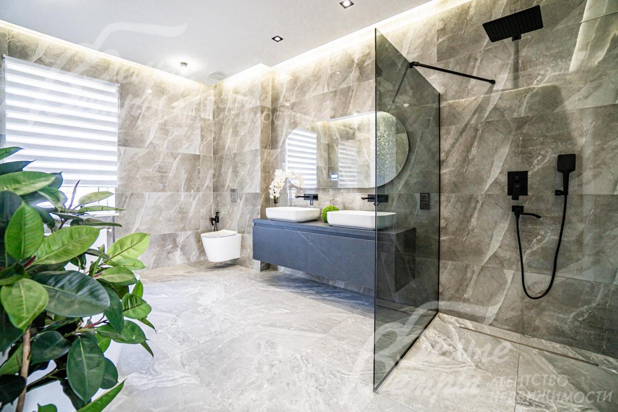 Ванная комната 23,8 кв.м при мастер-спальне