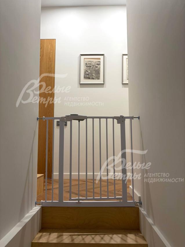 Второй этаж