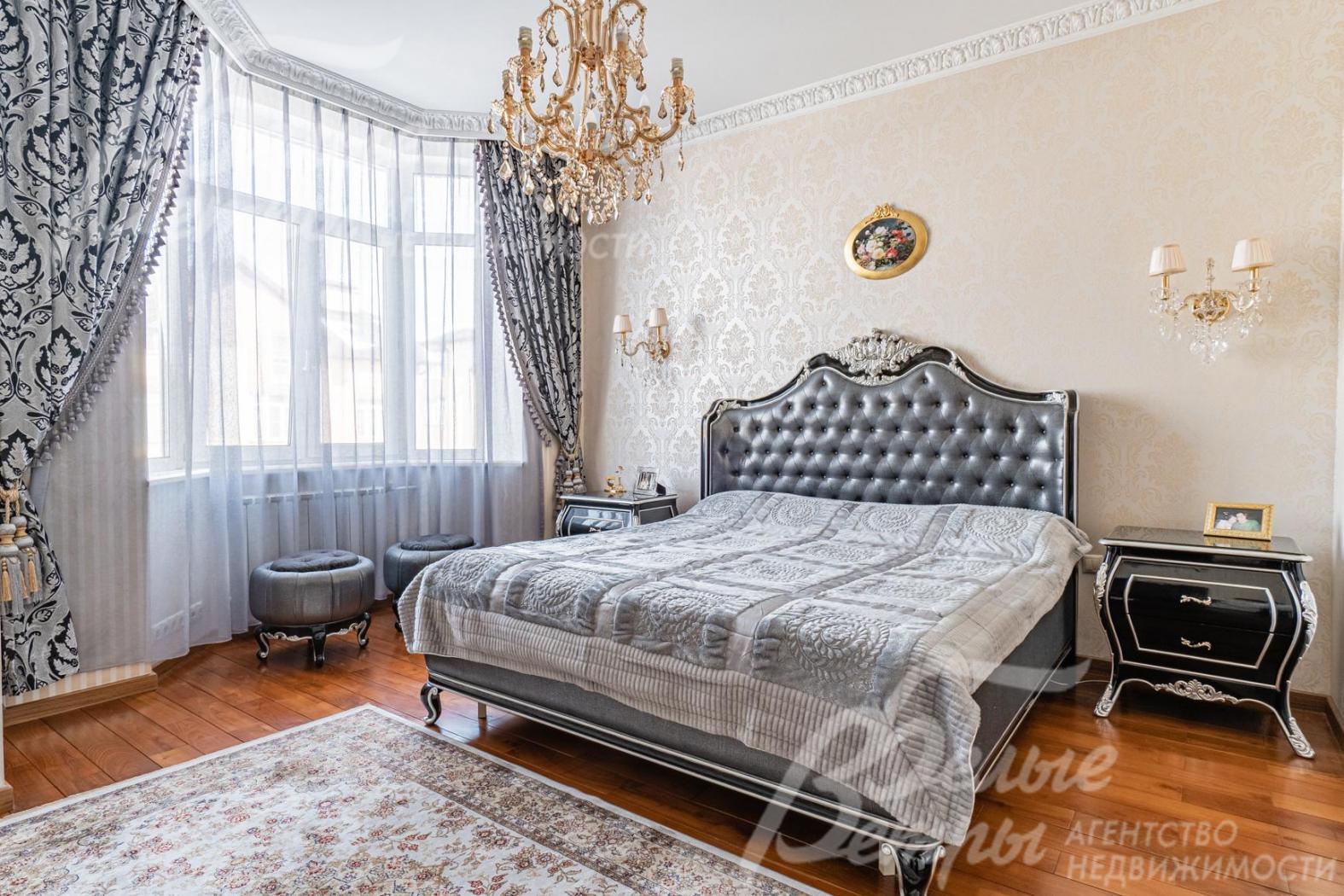 Мастер-спальня 18 кв.м с гардеробной и санузлом