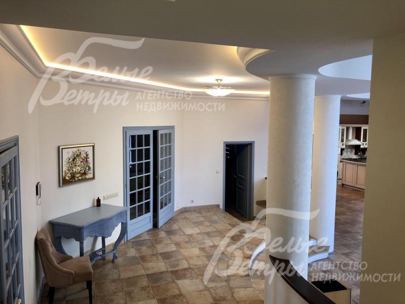 Потолки с красивой подсветкой 