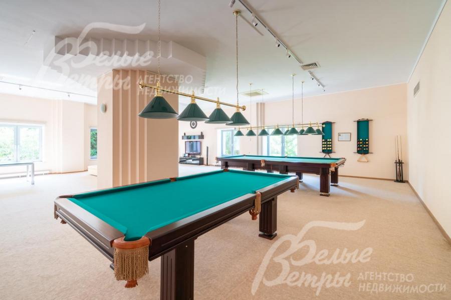 Бильярдная в клубном доме