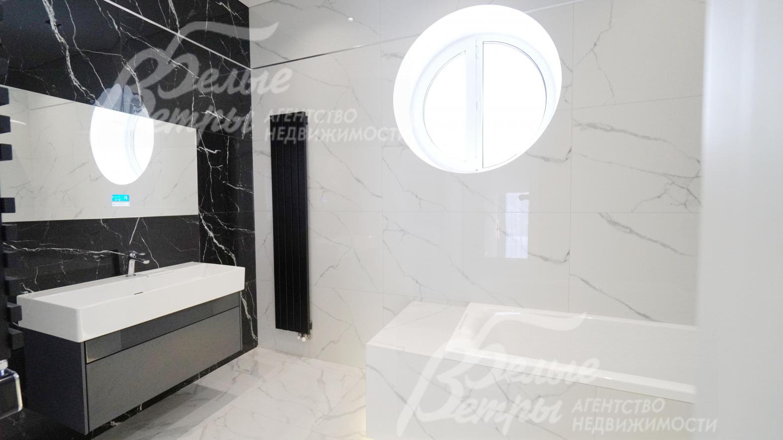 Общий санузел с ванной на 2-ом этаже