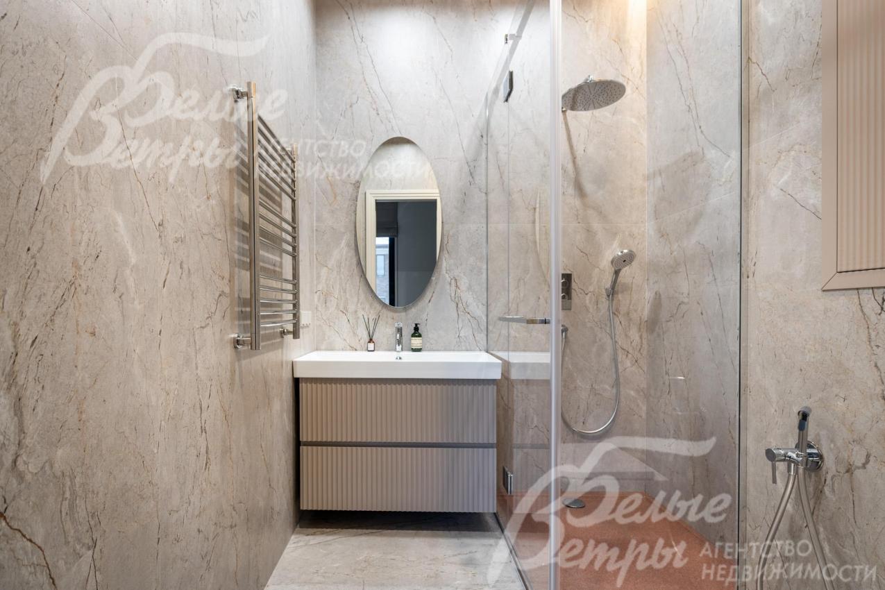 Санузел 1-го этажа. Сантехника Splendy