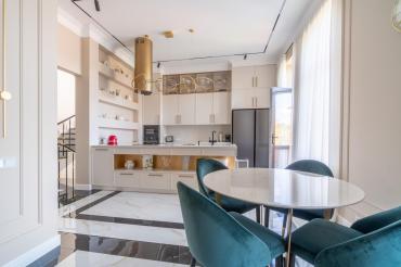 Дом, Ильичевка к/п (Ильичевка), 542 кв.м