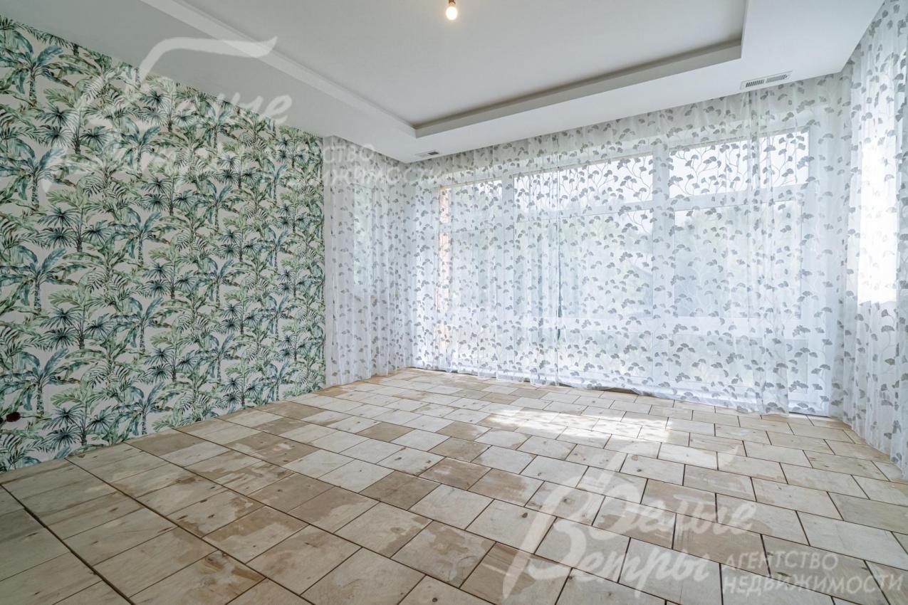 В доме 4 спальни