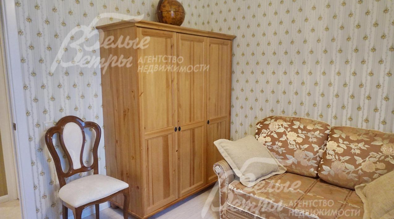 Гардеробная на 1 этаже