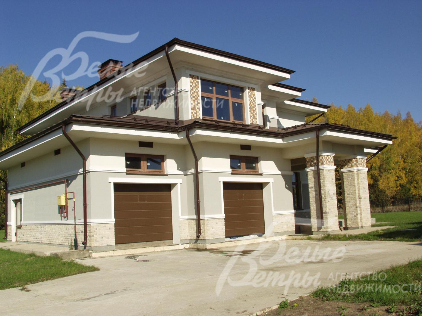 Дом 344 кв.м около леса в обжитом поселке 