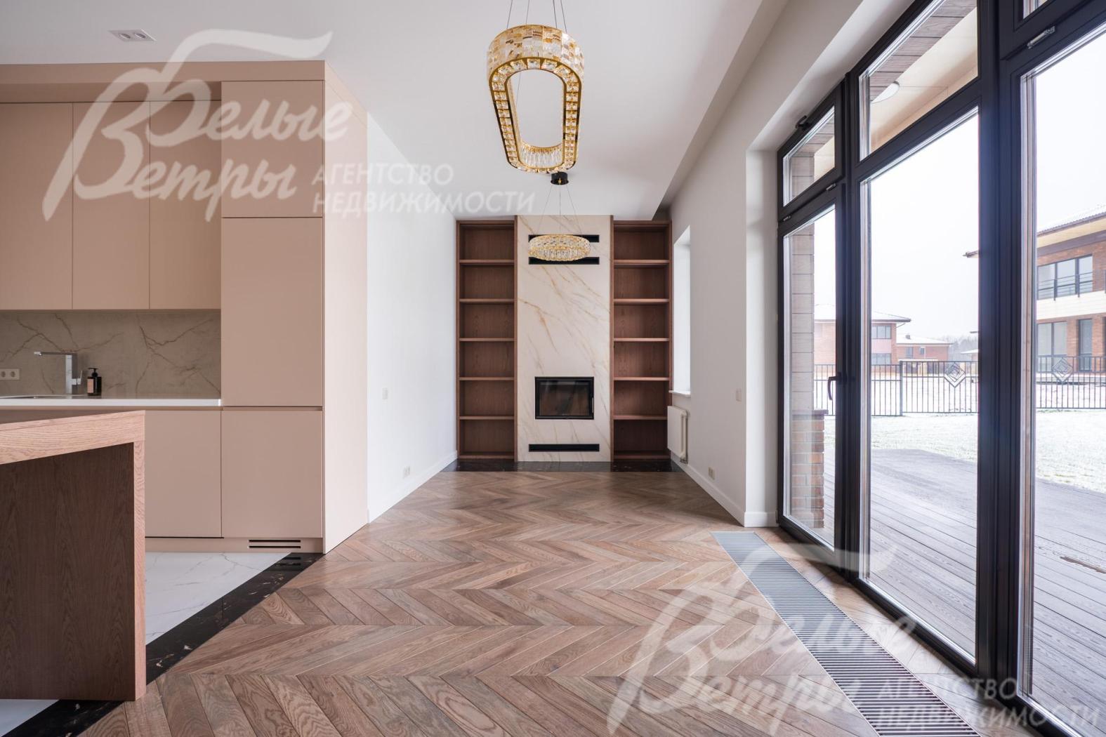 Каминная зона с выходом на террасу