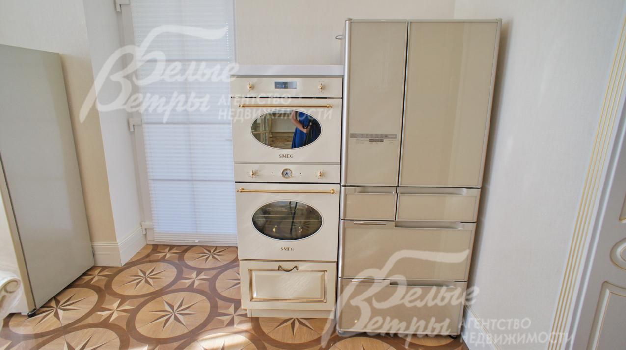 Столовая с выходом на террасу