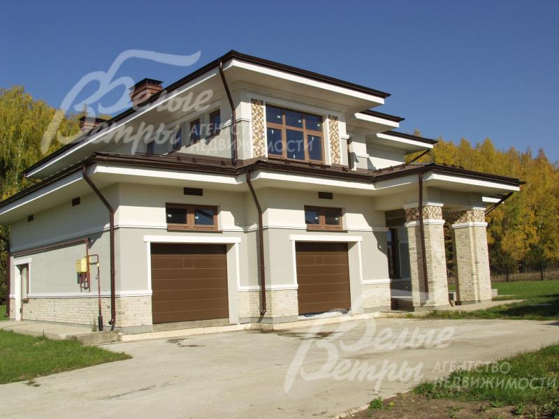 Дом 344 кв.м около леса в обжитом поселке 