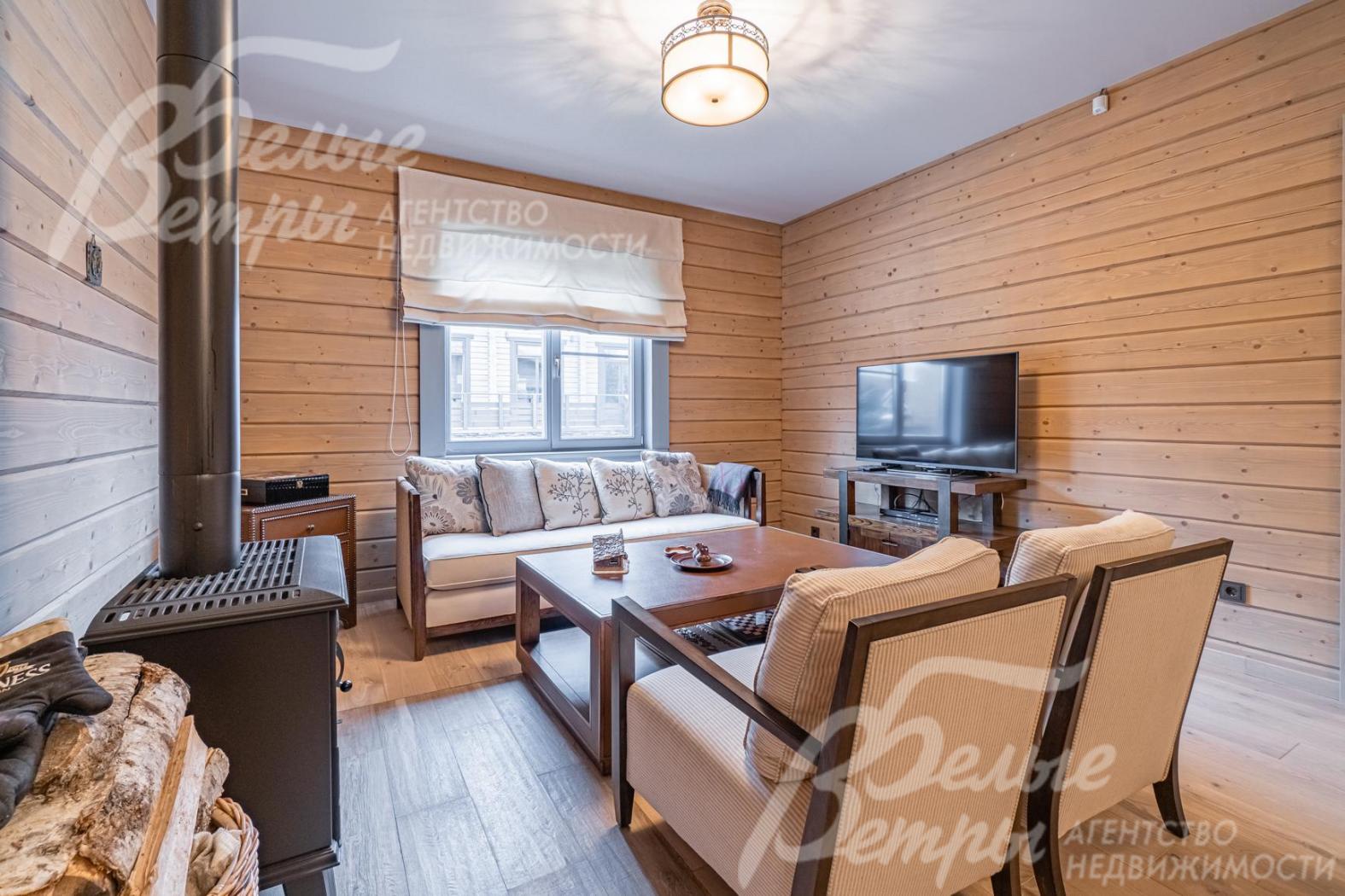 Зона отдыха 32 кв.м с камином Supra (Швеция) и с выходом на террасу