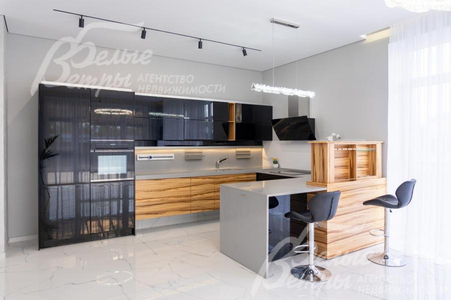 Кухня-столовая 30.5 кв.м с выходом на террасу