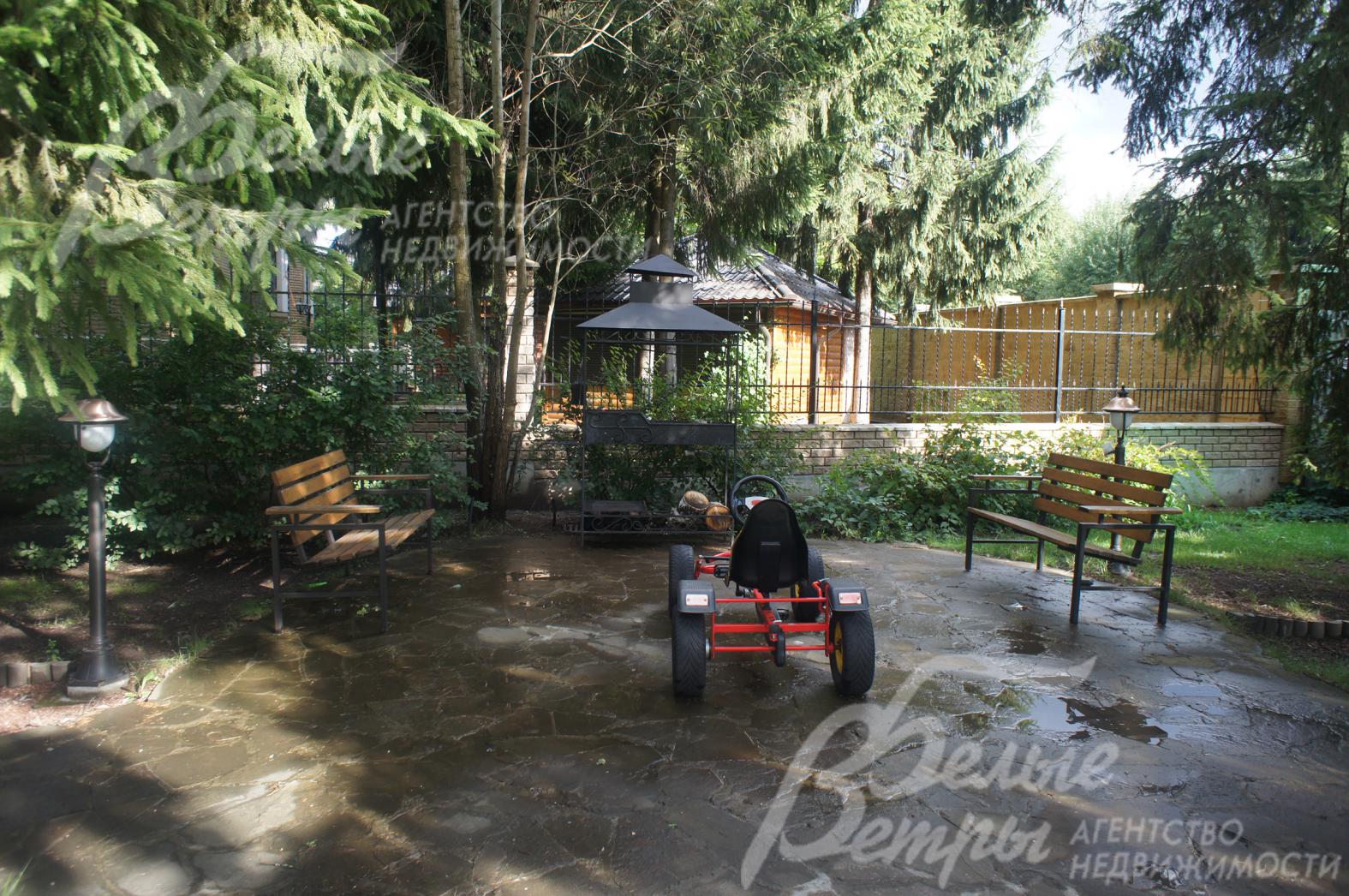 Зона барбекю на участке