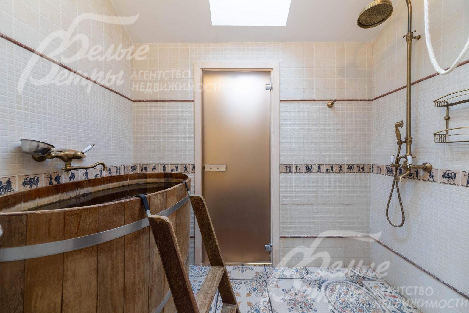 Купель в СПА-зоне на 3ем этаже