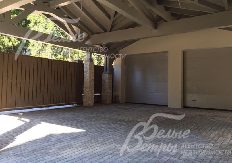 Крытая парковка на 3 машиноместа