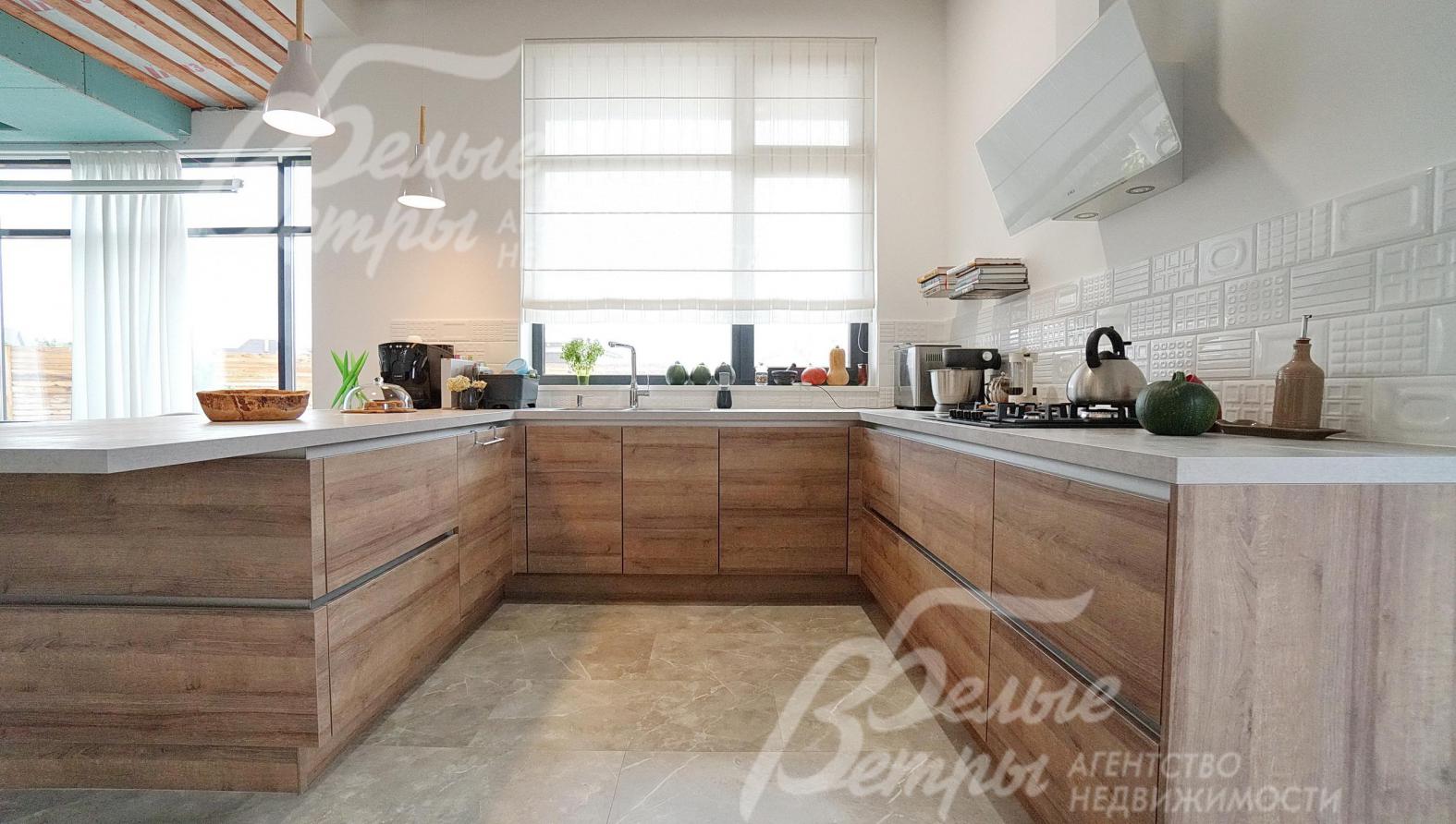 Кухня производства Германия Wobile с техникой Bosch, большой остров