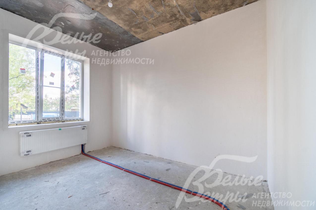 В доме установлены радиаторы Kermi и напольные радиаторы Varman