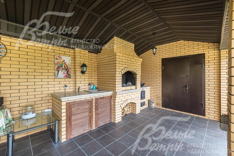 Мангал в беседке обложен кирпичом в стиле Русской печи