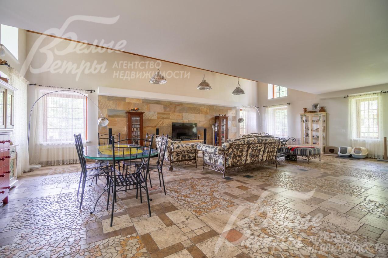 Все отделочные материалы привезены из Италии