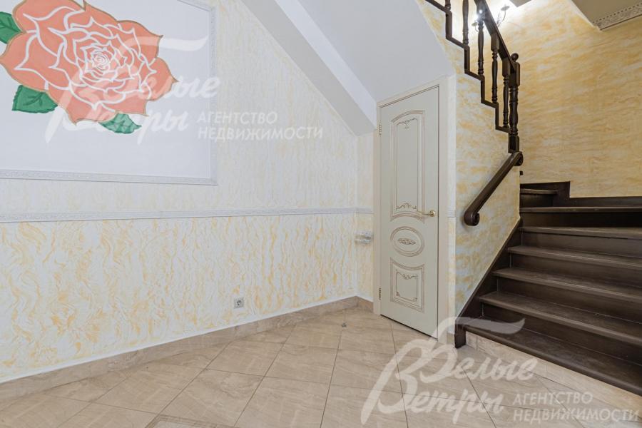 На полу керамогранит с водяным подогревом