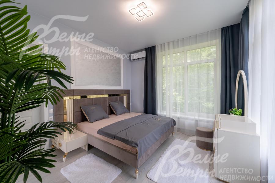 Главная спальня