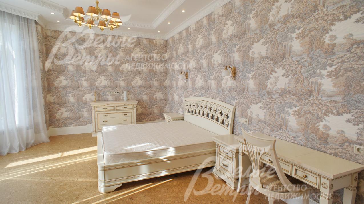 Вся мебель итальянская