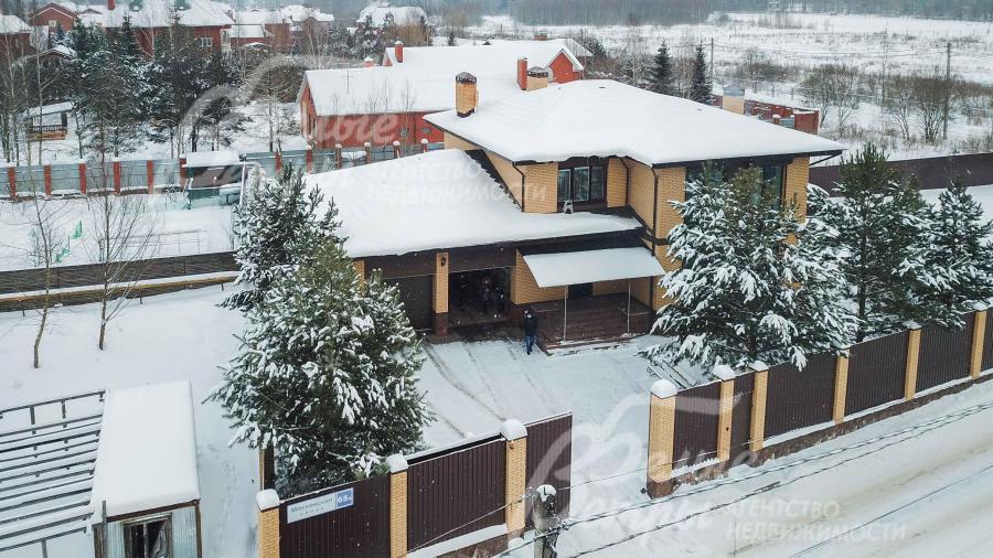 Красивый проект дома в стиле органической архитектуры