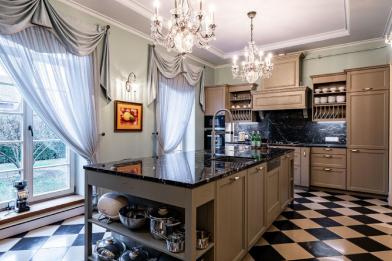 Дом, Антоновка к/п (Зименки), 820&nbsp;кв.м