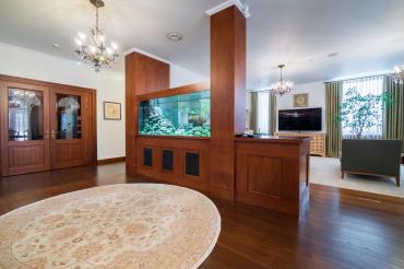 Дом, 2200 кв.м