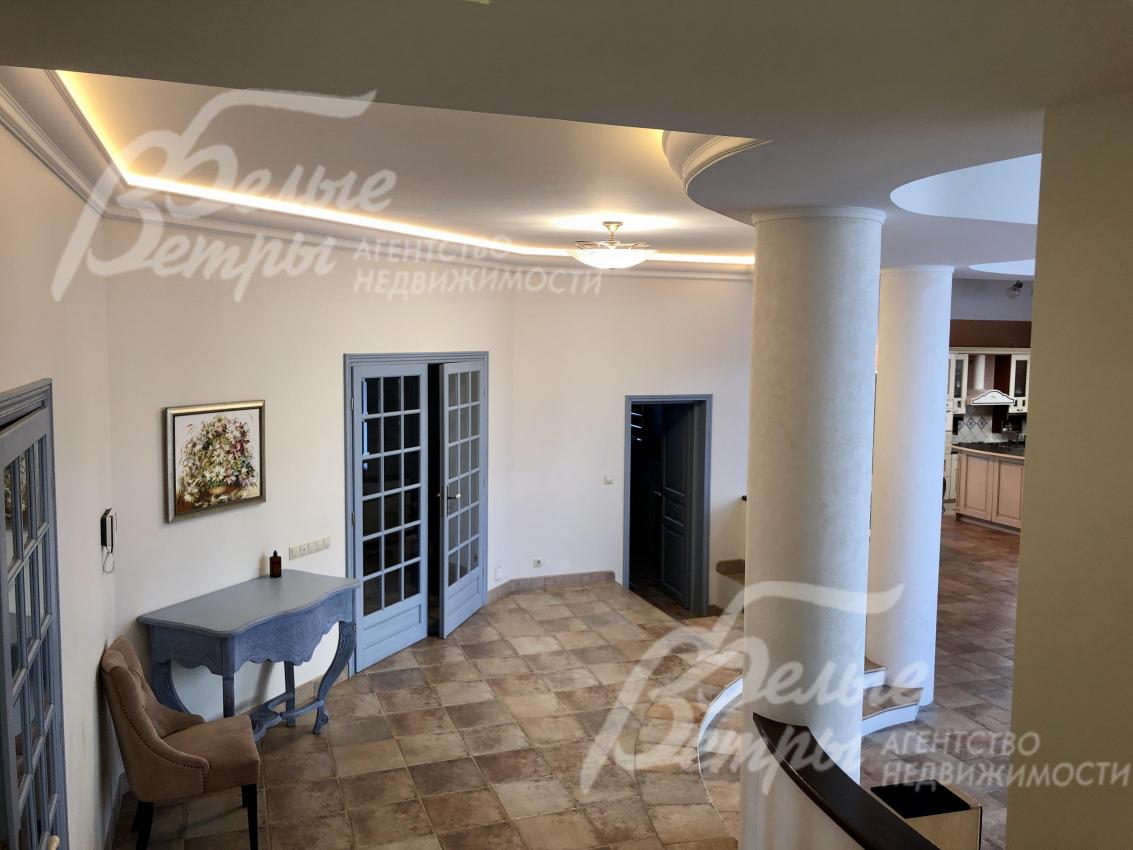 Потолки с красивой подсветкой 