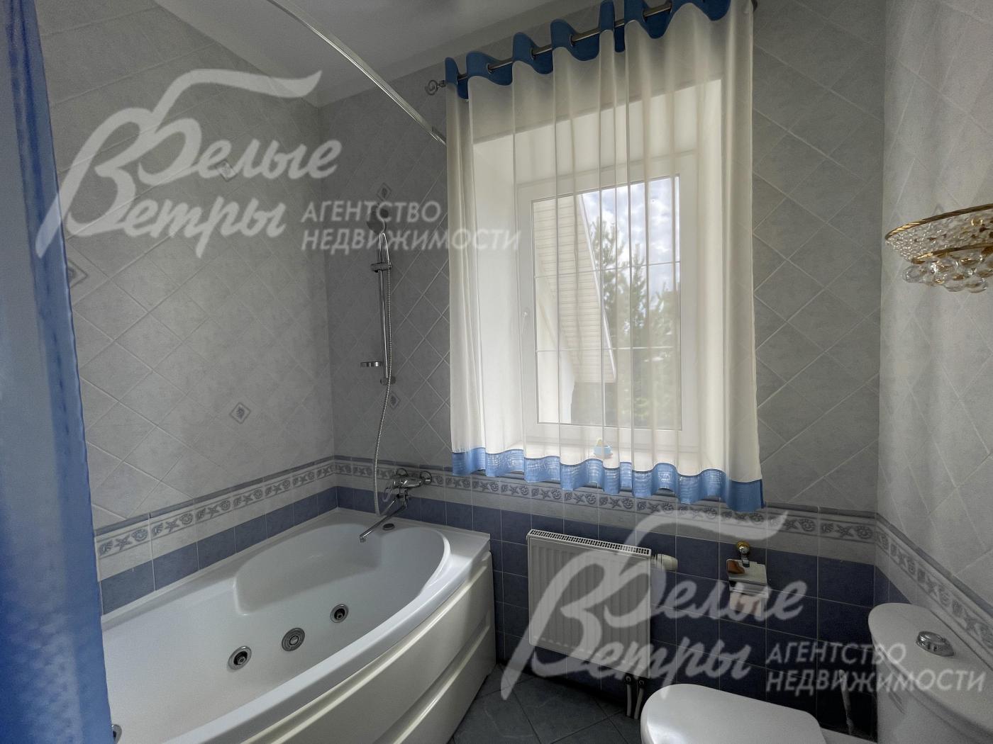 Санузел с ванной на втором этаже 