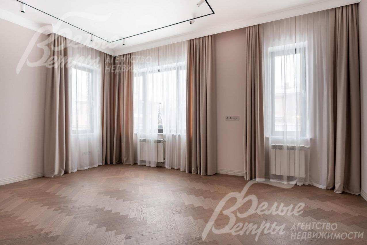 Гостевая или кабинет на 1-м этаже -21 кв.м. 