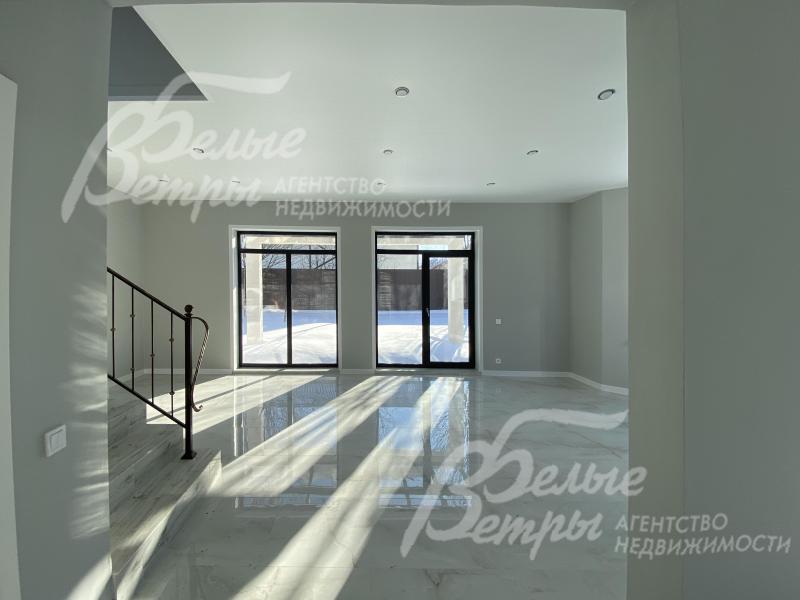 Гостиная 31 кв. м с выходом на террасу