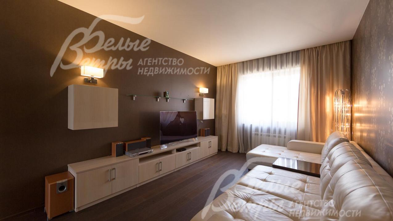 Спальня/кинозал 21 кв.м с кожаной мебелью Arthur Mobel