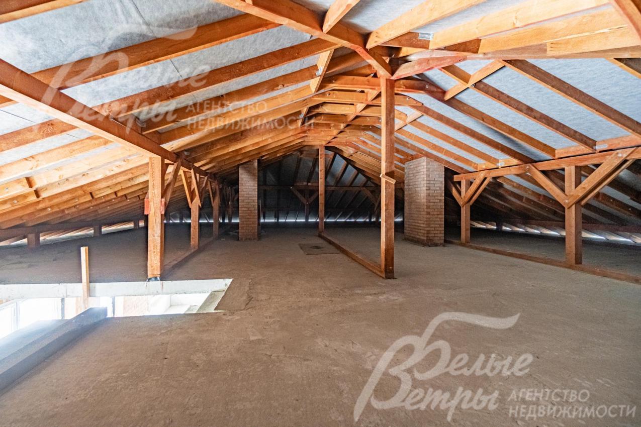 Помещение свободного назначения на мансардном этаже