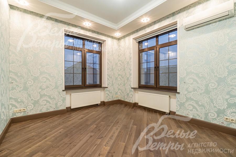 Спальня 15.2 кв.м с гардеробной и санузлом